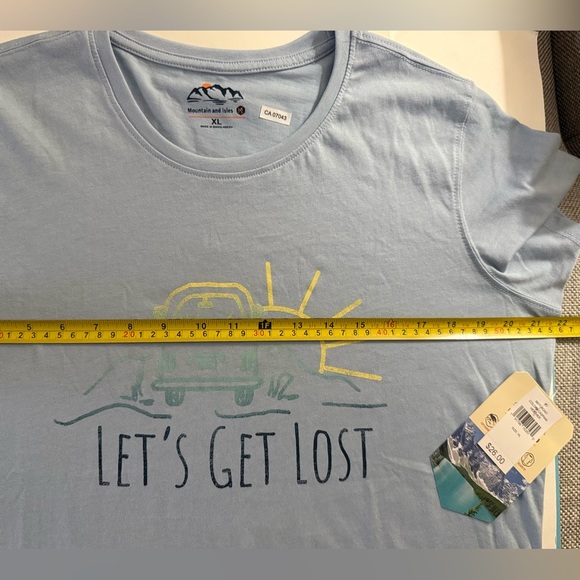 MOUNTAIN AND ISLES SHORT SLEEVE LIGHT BLUE GRAPHIC TSHIRT NWT - Picture 10 of 13